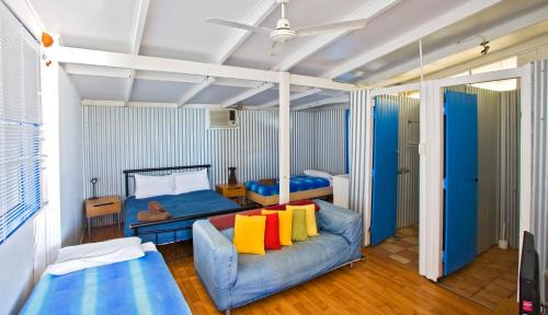 Seventeen Seventy House | Sunset Villa Pet-Friendly Water Views 1770