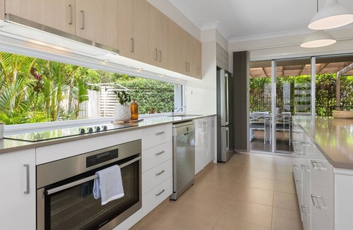 Kingscliff House | Sunshine on Salt Water Kingscliff