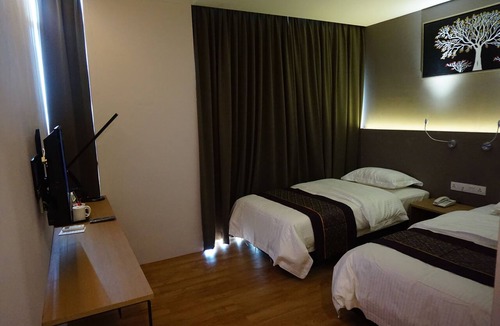 Bayan Lepas Hotel | Super 8 Hotel @ Bayan Baru