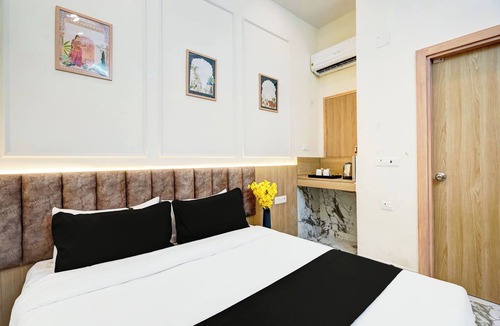 Greater Noida Hotel | Super Collection O Surajpur Chowk