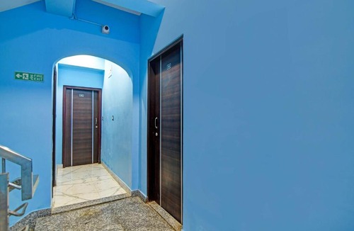 Kolkata Hotel | Super Collection O Metropolis Mall Kolkata Formerly Ax Inn