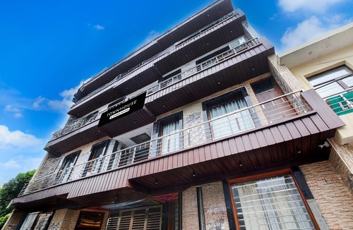 Kishangarh House | Super Deluxe Room Chandigarh