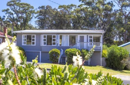 Mollymook House | Surf & Turf Retreat