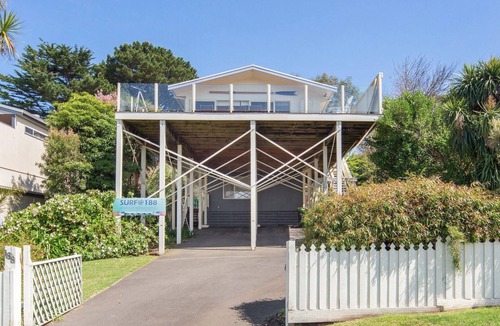 Smiths Beach House | Surf188 - sleeps up to 16