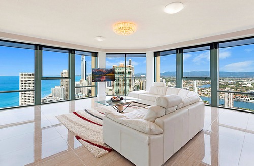 Surfers Paradise Apartment | Surfer Paradise Luxury Apartment Ocean Front Panorama