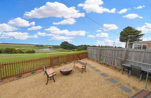 Narrawong House | Surrey River Hideaway