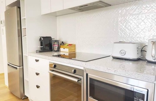 Fremantle Apartment | Surrounded by history and steps away from everything Freo, Pearl on Pakenham offers modern comfort in the historic West End of Fremantle.