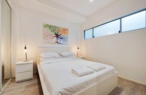 Adelaide Central Business District Apartment | Swainson on Bent