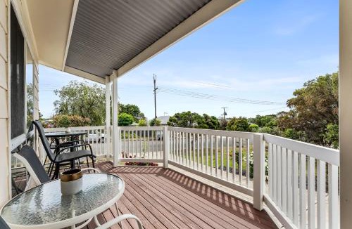 Sellicks Beach House | Swainson on Fontaine