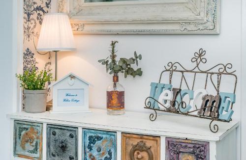 Belhus House | Swan Valley Willow Cottage