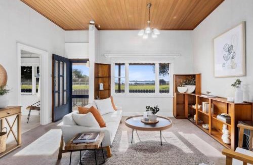 Queenscliff House | Swan View