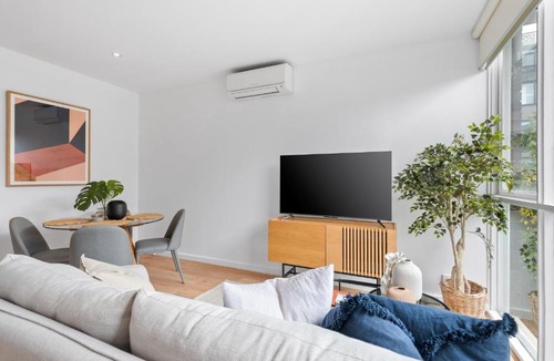 South Yarra Apartment | Sweet Darling by Ready Set Stay- South Yarra
