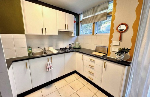 Elizabeth Bay Apartment | Sydney Harbour Studio W Pool Elizabeth Bay