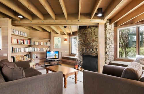 Dinner Plain Ski Chalet | Symbar - Dinner Plain