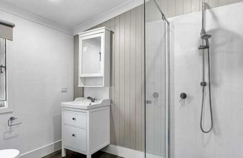 Sadliers Crossing House | Syntax Cottage