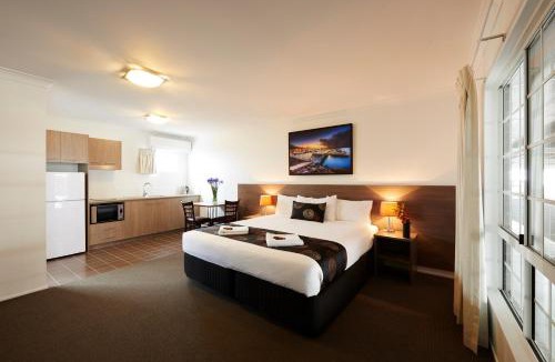 Bundaberg West Hotel | Takalvan Motel
