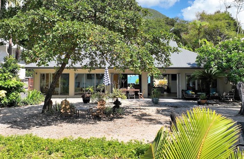 Oak Beach House | Tali Beachfront Retreat – Luxury & Seclusion at Oak Beach