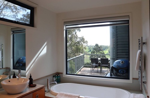 Grindelwald Apartment | Tamar Ridge Winery Apartment #7