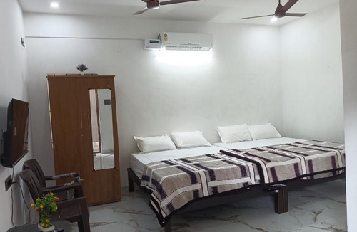 Coimbatore Cabin | Tanvi Residency