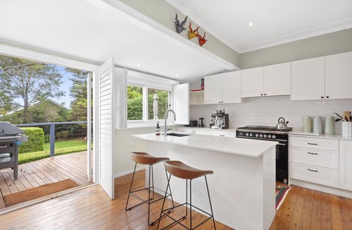 Blackheath House | Te Kāinga Maunga | Spa, Sauna, Cosy Fireplace 🔥& Pet Friendly