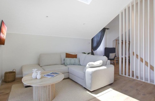 Tea Gardens Apartment | Tea Gardens Loft