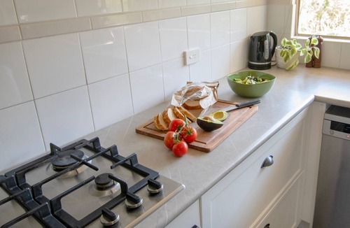 Kalgan Ski Chalet | Tech free (no WIFI) farm stay that will leave your soul recharged