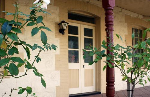 Greenock Bed & Breakfast | Telegraph Cottage