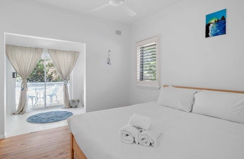 Avalon Beach House | Tennis Courts, Pool & Sauna - Avalon Beach