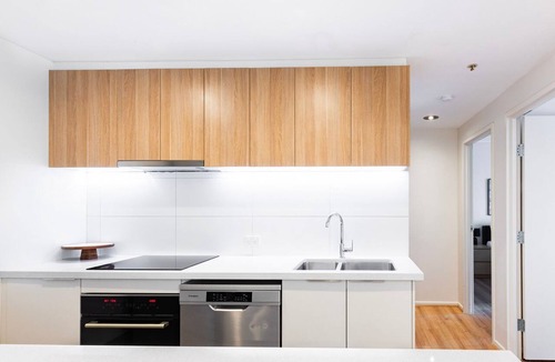Chinatown Apartment | Tennis & Tranquility on Exhibition