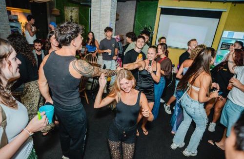 Surfers Paradise Hostel | Tequila Sunrise Podstel