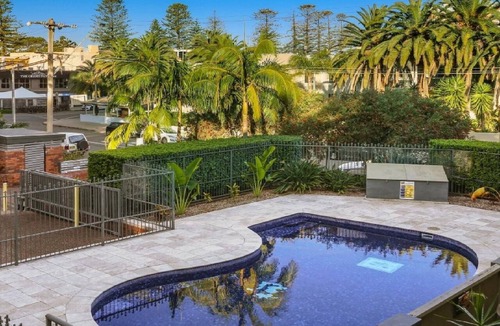 Terrigal Apartment | TERRIGAL BAY #19 | Pool , Short walk to beach | Accom Holidays