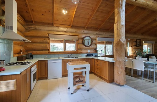 Porepunkah Cabin | Tewksbury Lodge - Authentic Log Cabin