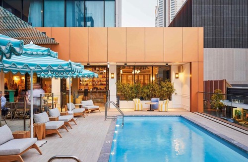 Perth Central Business District Hotel | The Adnate Perth - Art Series