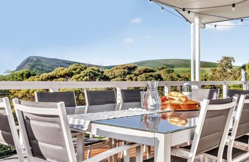 Second Valley House | The Ark - Sophisticated Sanctuary with Valley Views