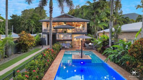 Clifton Beach House | The Arlington Beachfront House