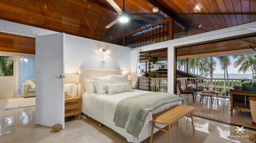 Clifton Beach House | The Arlington Beachfront House