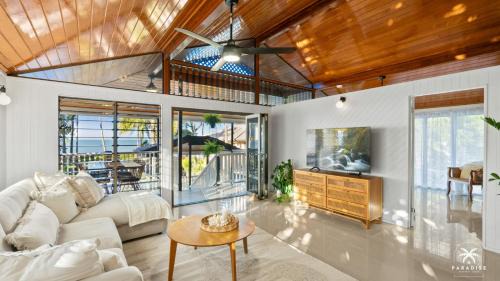 Clifton Beach House | The Arlington Beachfront House