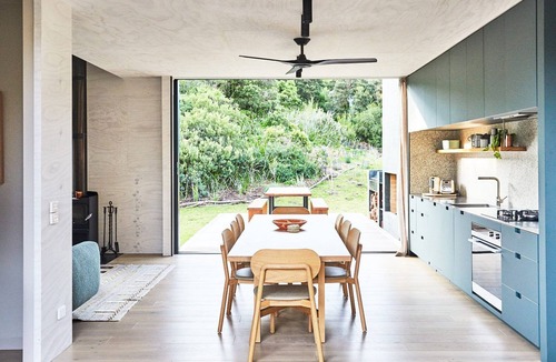 St. Andrews Beach House | THE BACH - ST ANDREWS BEACH