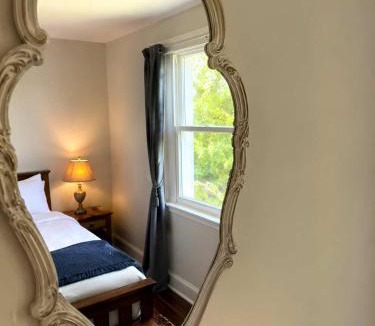 Richmond House | The Baker's Cottage in the Heart of Richmond Sleeps 6