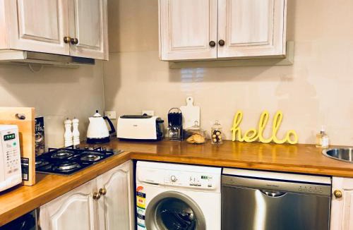 Armidale House | The Bakers Cottage