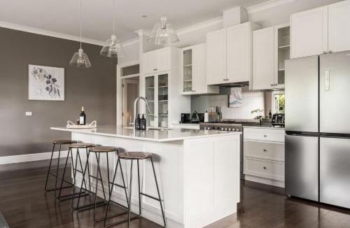 Beechworth House | The Banks