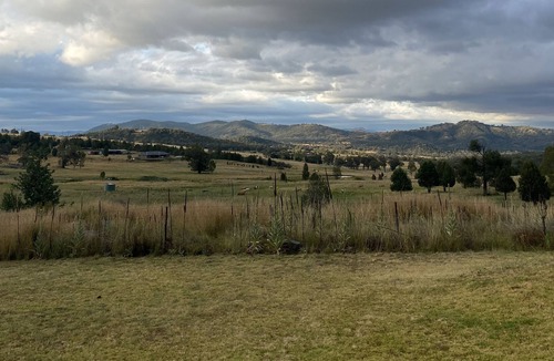 Kootingal House | The Barn in peaceful surroundings