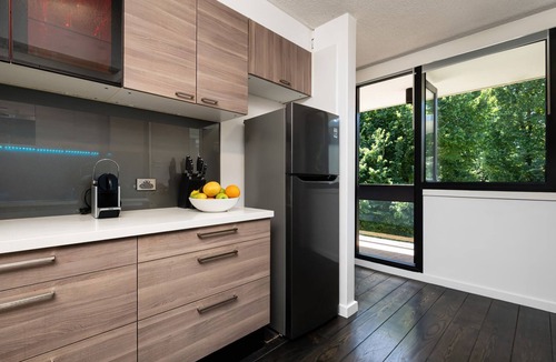 South Yarra Apartment | The Baseline Stay, South Yarra
