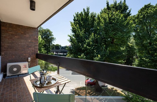 South Yarra Apartment | The Baseline Stay, South Yarra