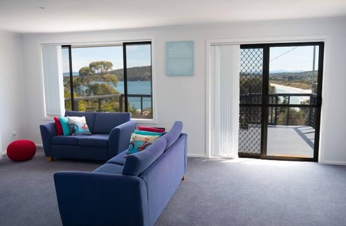 Primrose Sands House | The Beach escape @ Primrose Sands