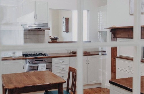 Port Macdonnell House | The Beach House at Port McDonnell foreshore