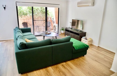 Braddon House | The Bedford @ Braddon - 2BR + Free parking + Wi-Fi