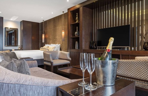 Petrie Terrace Hotel | The Beetson Hotel