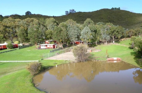 Howqua Inlet Resort | The Black Sparrow
