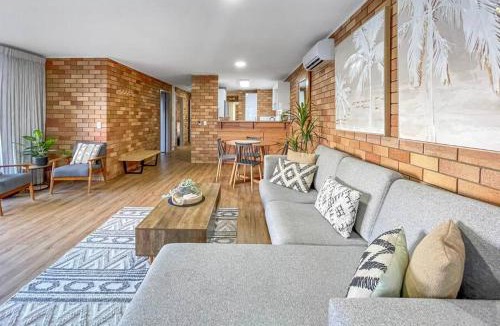 Mooloolaba Apartment | The Block Mooloolaba - Unit 2